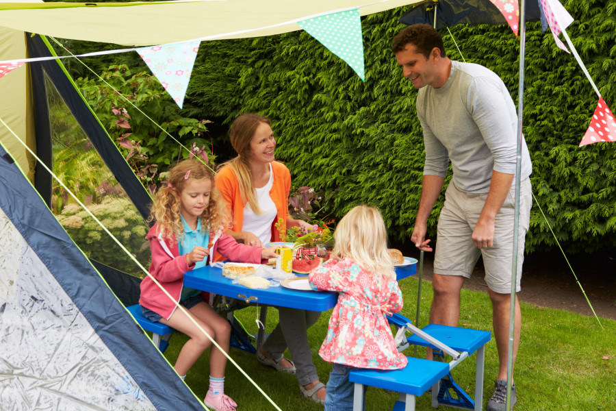 famille au camping les Dunes Bretignolles Vendee